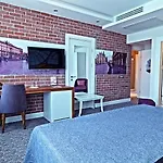 Montania Town Otel Mudanya