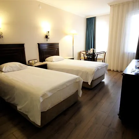 Hotell Montania Town 3*