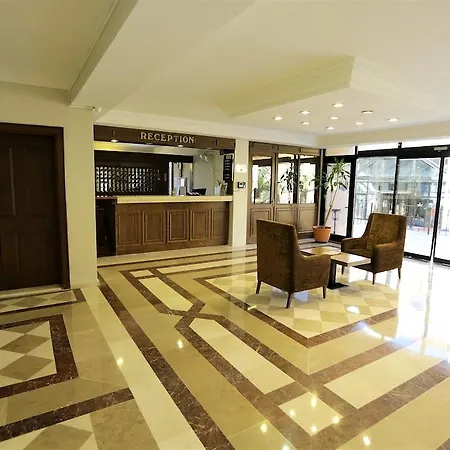 Montania Town Hotell Mudanya