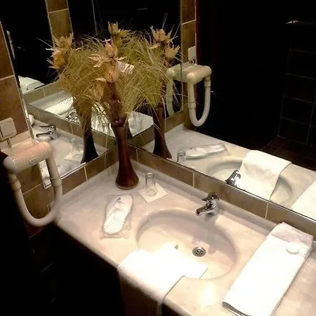 Montania Town Hotell Mudanya