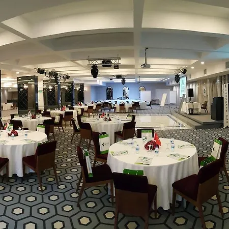 Hotel Montania Town