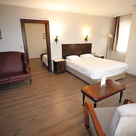 Hotel Montania Town